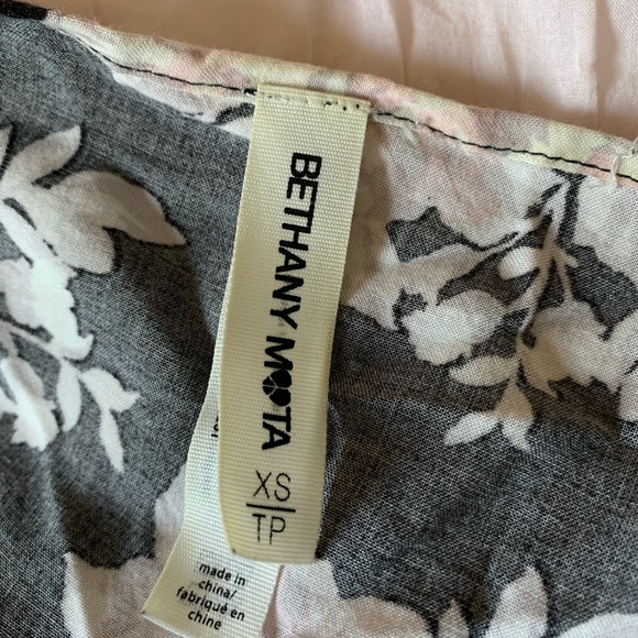 Black Floral Aeropostale Dress - Picture 2 of 2